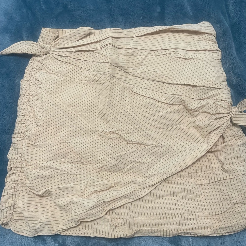 Zara Beige Striped Mini Skirt